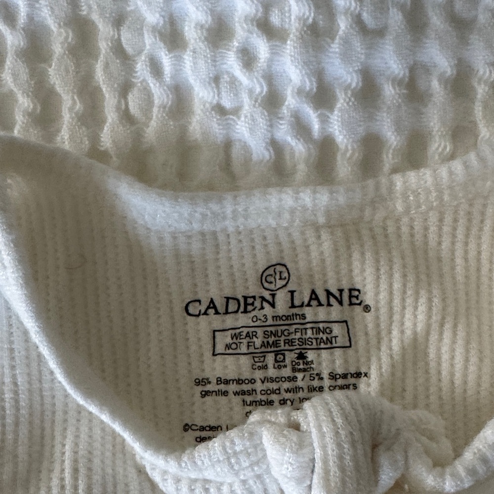 Caden Lane Cream Ruffled Footie - Picture 2 of 2
